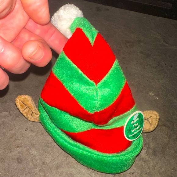 NWT Dog Holiday Santa / Elf hat NEVER WARN PERFECT CONDITION Great dress up fun - Picture 2 of 6